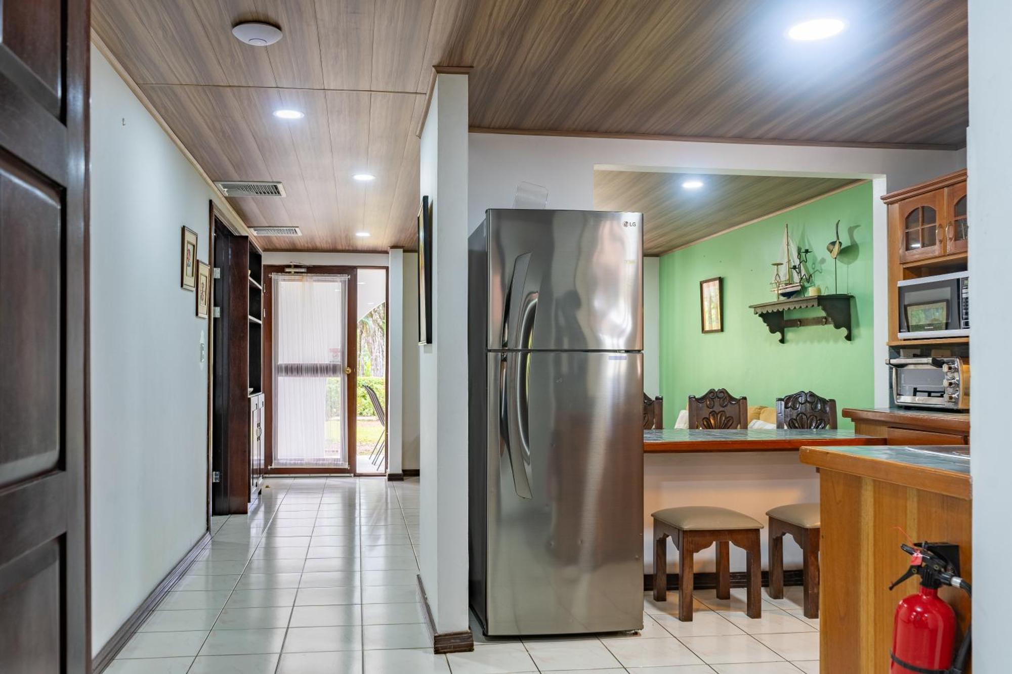 Tropical Bliss Pool Wi-Fi Bbq Near Quepos Manuel Antonio Apartamento Exterior foto